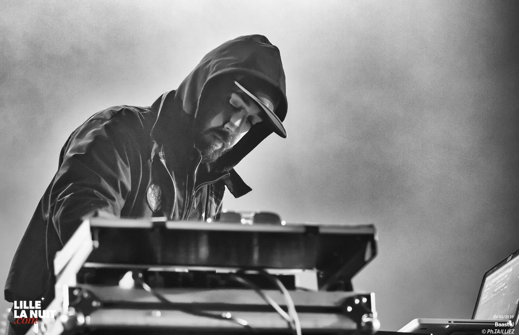 Deus + Triggerfinger + The Liminanas + Baasta! au Zénith de Lille en live - photo n°4