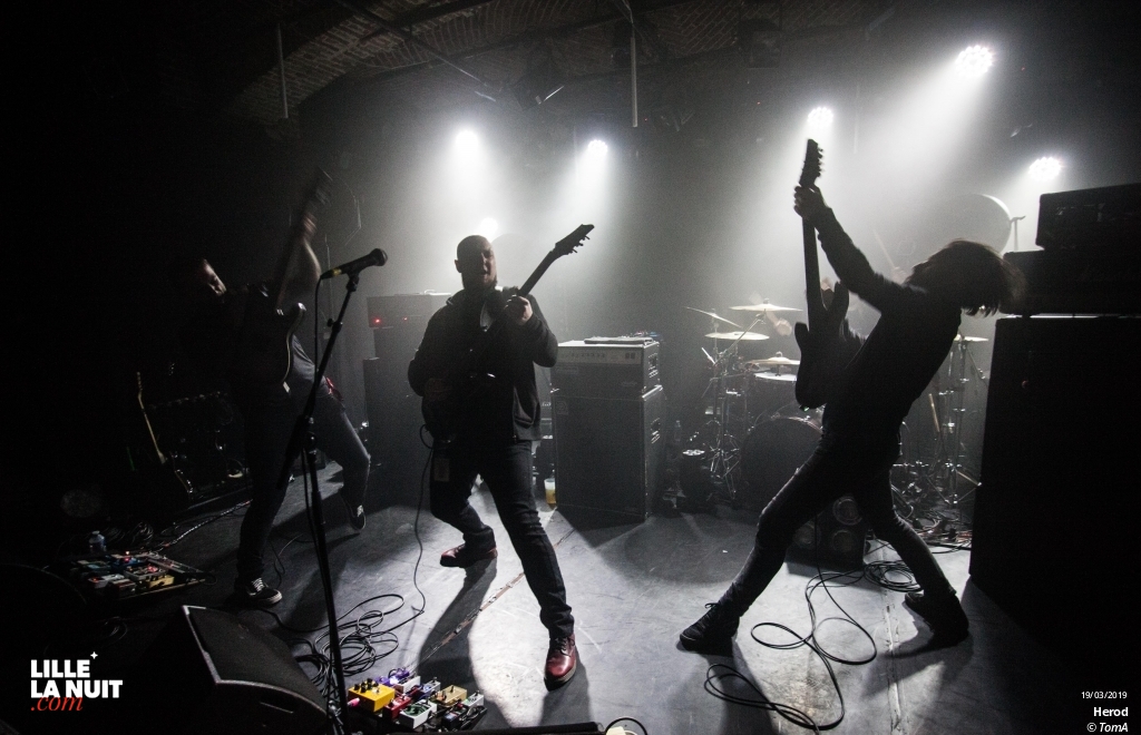 Herod, Downfall Of Gaia et The Ocean au Poche de Béthune en live - photo n°1