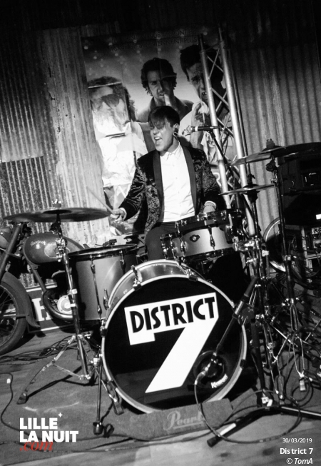 Holispark + District 7 à l’American Bar 76 à Auchel en live - photo n°7