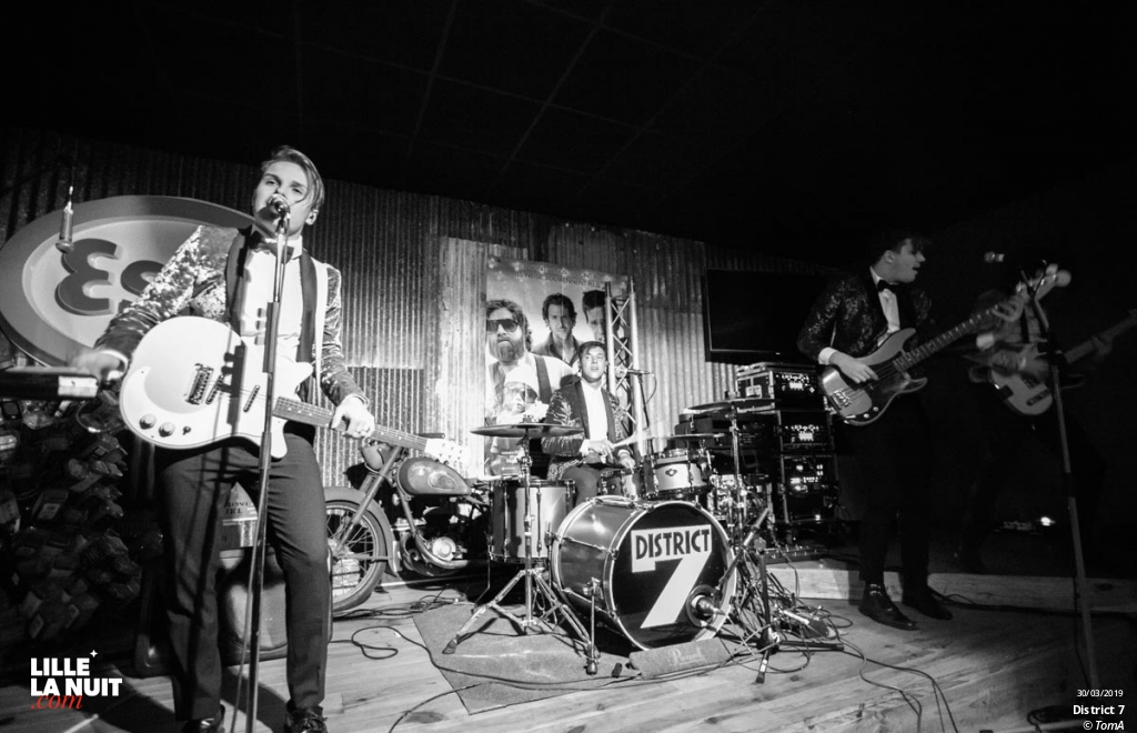 Holispark + District 7 à l’American Bar 76 à Auchel en live - photo n°2