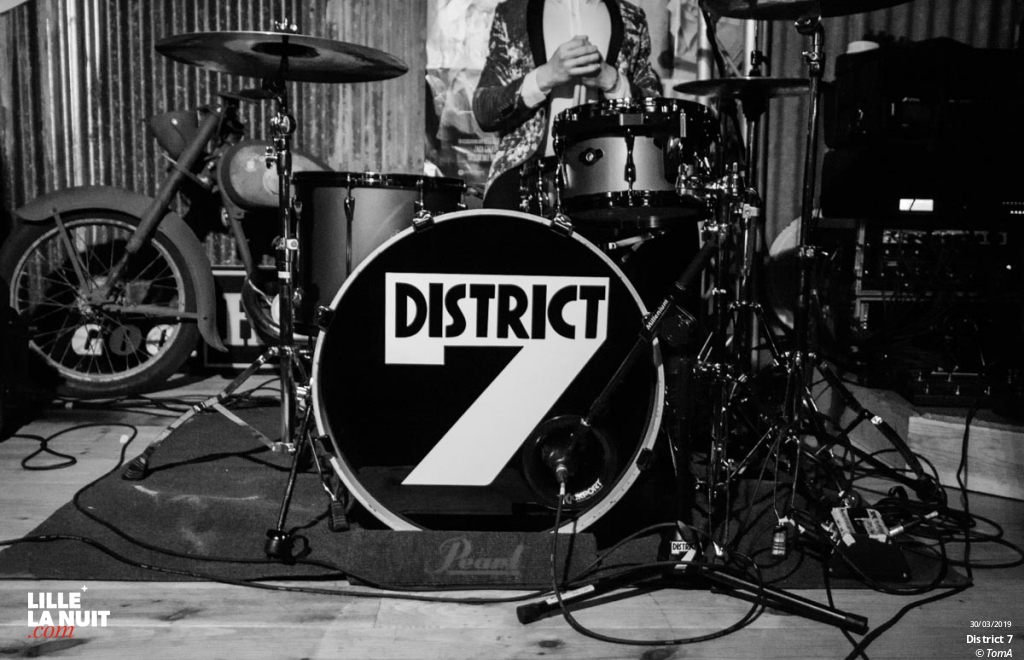 Holispark + District 7 à l’American Bar 76 à Auchel en live - photo n°1