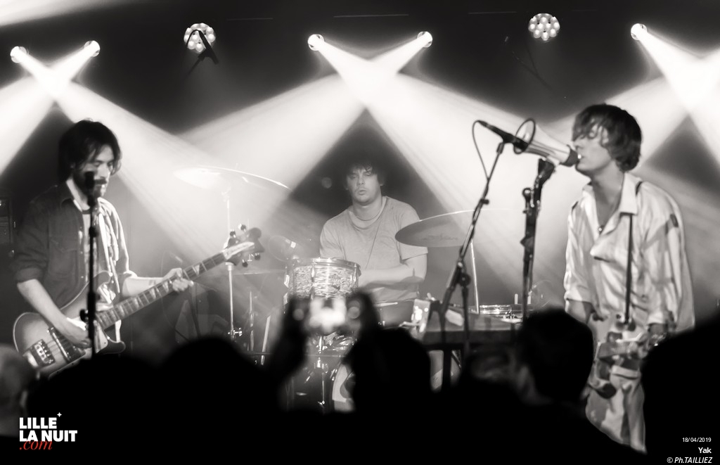 Yak + Lady Bird à l’Aéronef en live - photo n°7