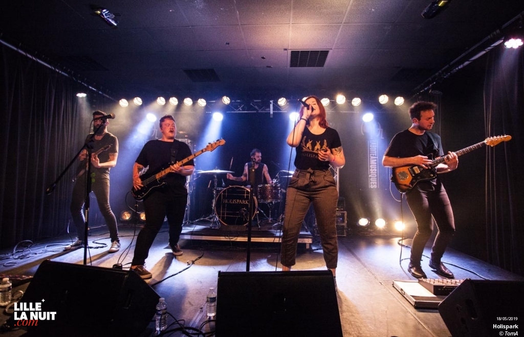 Holispark + Bare teeth + Attempt à la Boite à Musiques en live - photo n°1