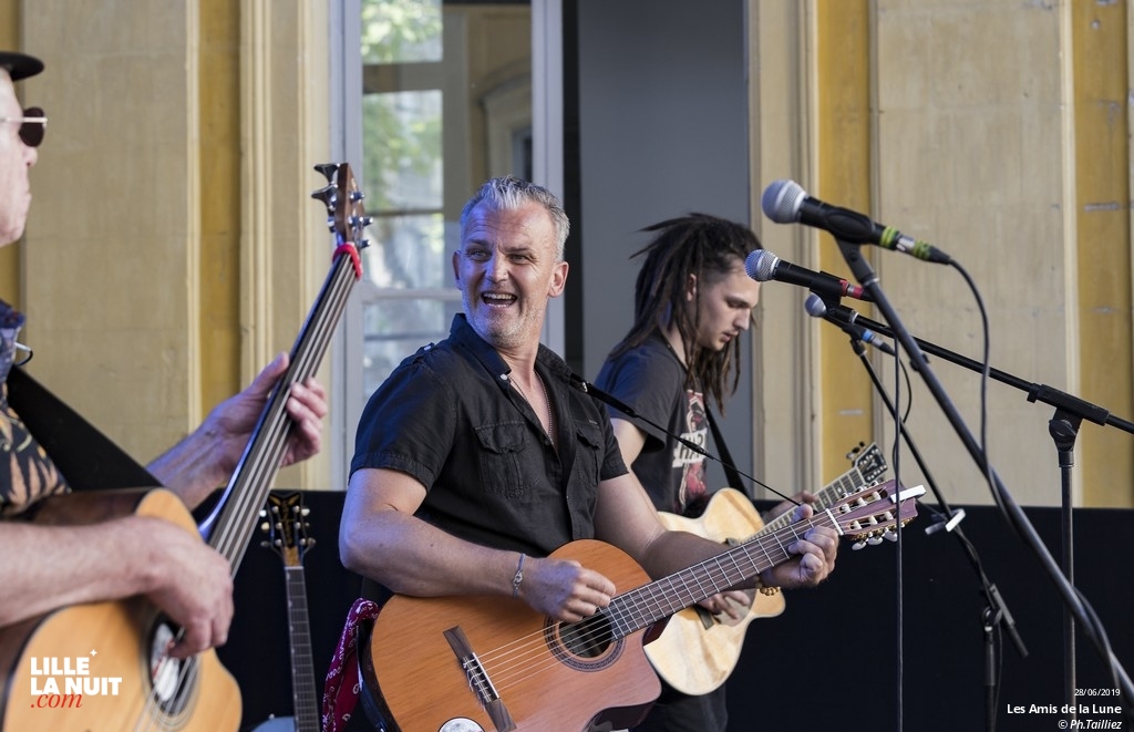 Les Amis de la Lune au festival Faites de la Chanson en live - photo n°1