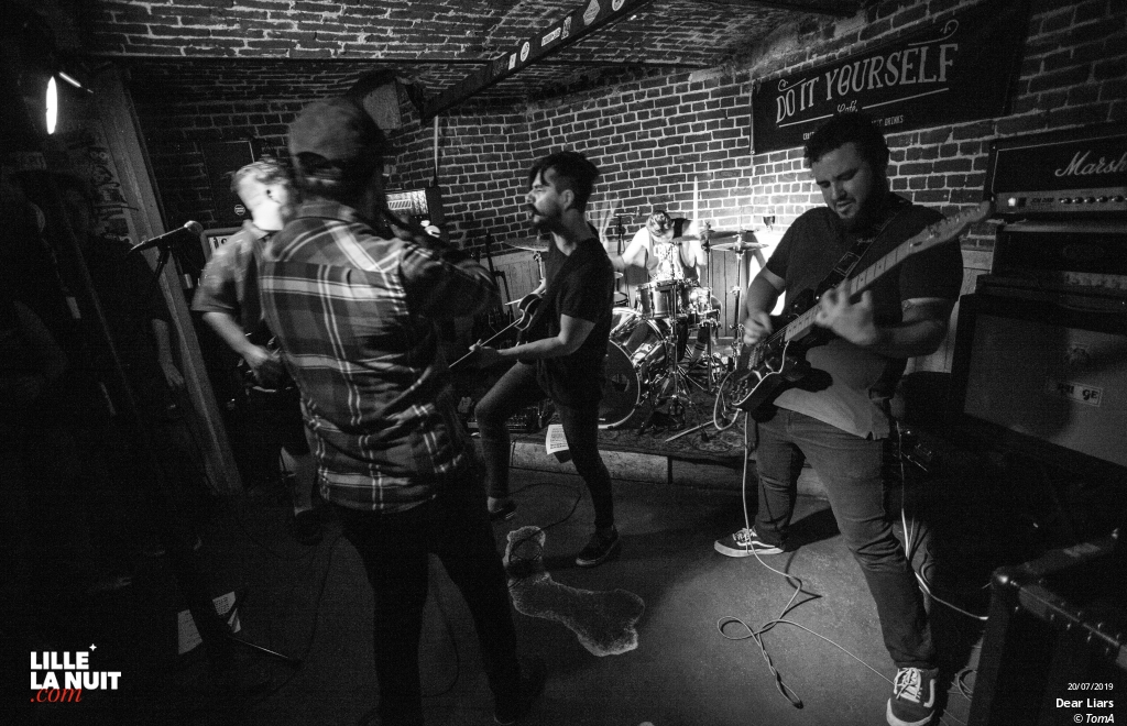 Fear Mother Rage + Dear Liars + Hawthorn au Do It Yourself en live - photo n°15