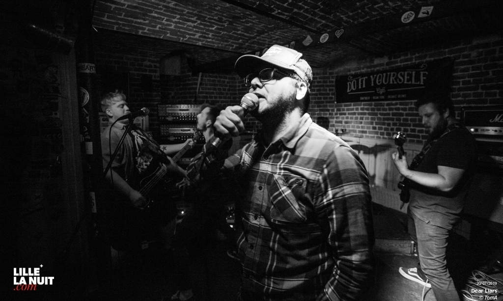 Fear Mother Rage + Dear Liars + Hawthorn au Do It Yourself en live - photo n°1