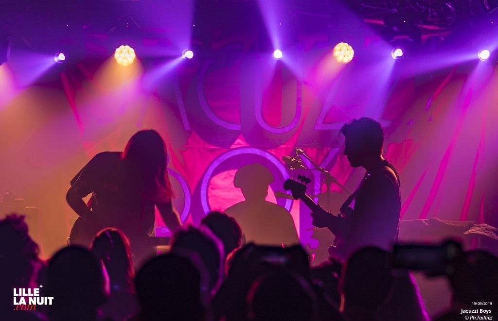 Mystic Braves + Jacuzzi Boys à l’Aéronef en live - photo n°9