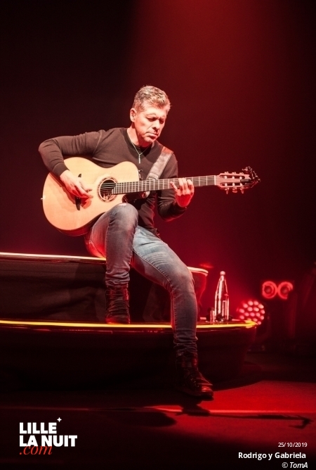 Rodrigo y Gabriela + Lucas Santtana à l’Aéronef en live - photo n°3