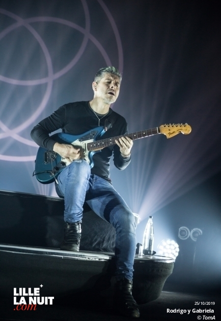 Rodrigo y Gabriela + Lucas Santtana à l’Aéronef en live - photo n°15