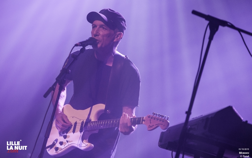 Miossec + Louis Aguilar au Théâtre de Bethune en live - photo n°1