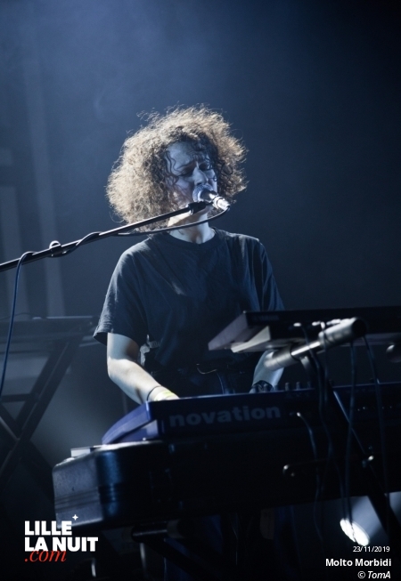 Camelia Jordana + Molto Morbidi au Grand Mix en live - photo n°9