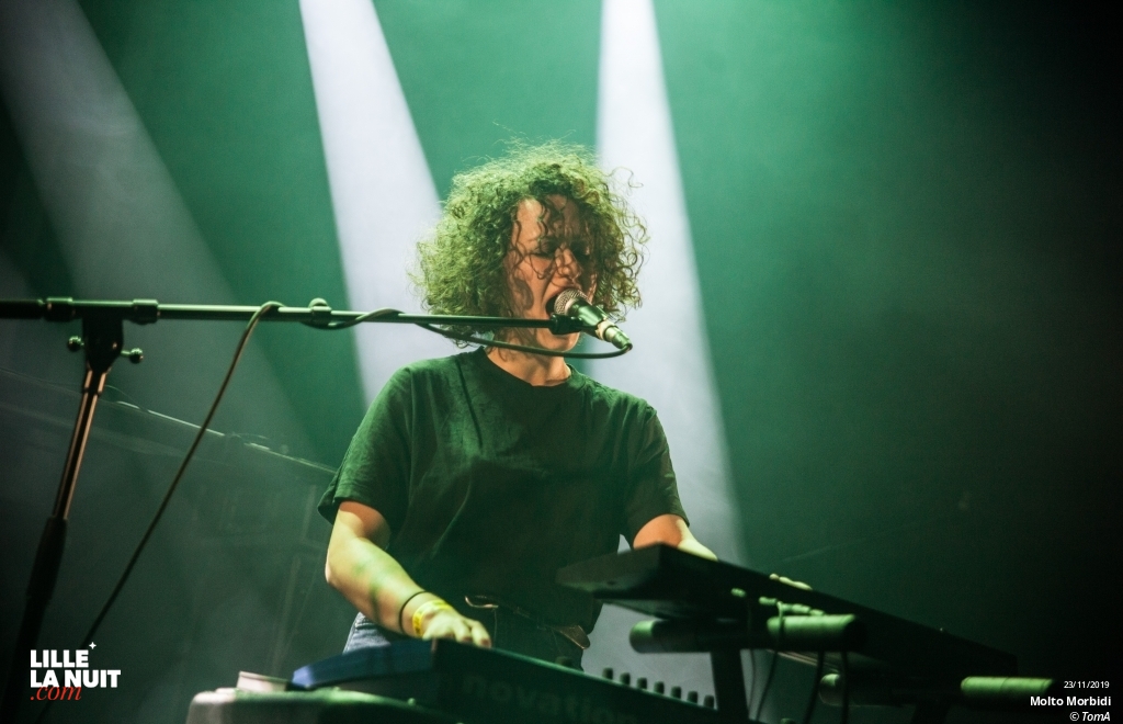 Camelia Jordana + Molto Morbidi au Grand Mix en live - photo n°4