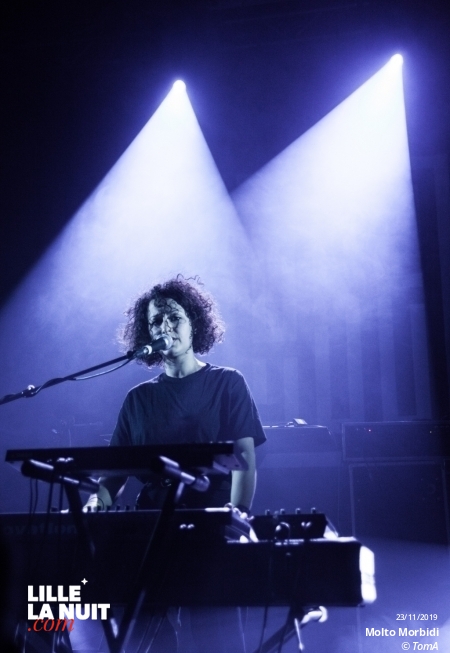 Camelia Jordana + Molto Morbidi au Grand Mix en live - photo n°6