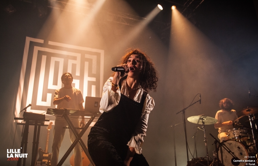 Camelia Jordana + Molto Morbidi au Grand Mix en live - photo n°9