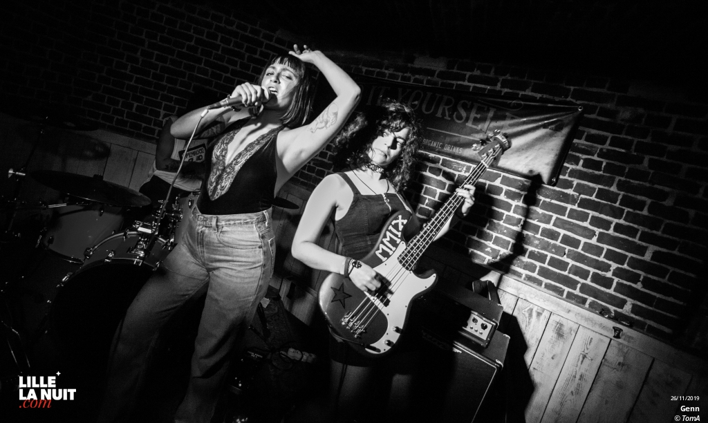 Genn + The Curves au Do It Yourself en live - photo n°3