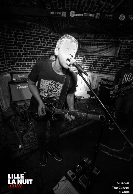 Genn + The Curves au Do It Yourself en live - photo n°4