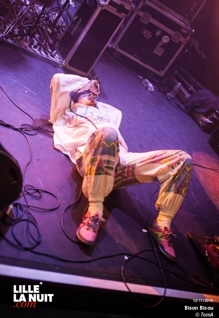 Listener + Bison Bisou + New Favourite au Poche de Béthune en live - photo n°5