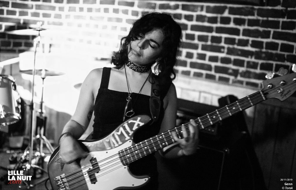 Genn + The Curves au Do It Yourself en live - photo n°16