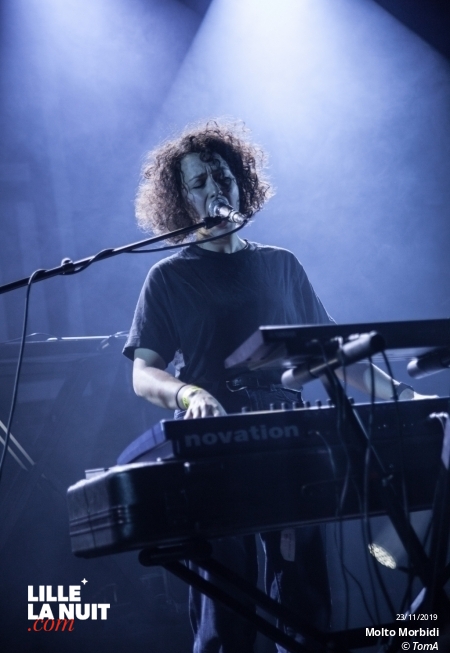 Camelia Jordana + Molto Morbidi au Grand Mix en live - photo n°8