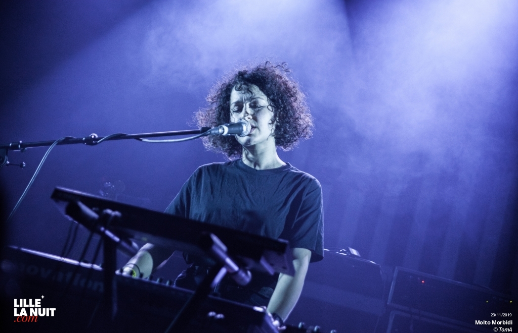 Camelia Jordana + Molto Morbidi au Grand Mix en live - photo n°7