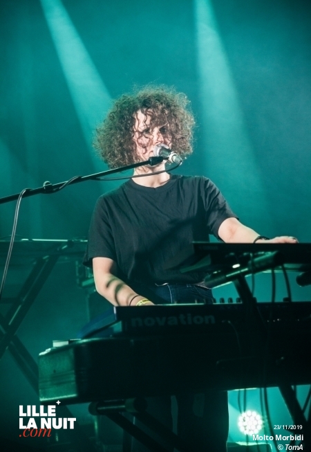 Camelia Jordana + Molto Morbidi au Grand Mix en live - photo n°3