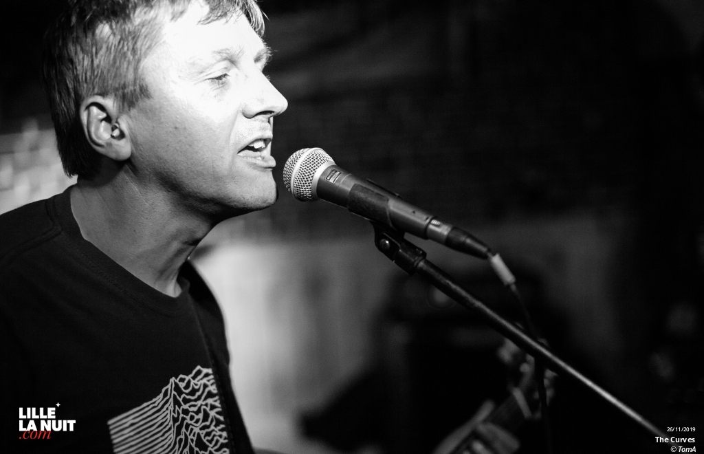 Genn + The Curves au Do It Yourself en live - photo n°3