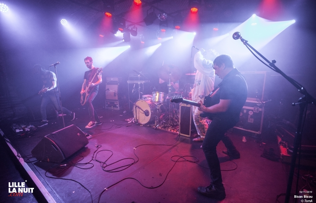 Listener + Bison Bisou + New Favourite au Poche de Béthune en live - photo n°3