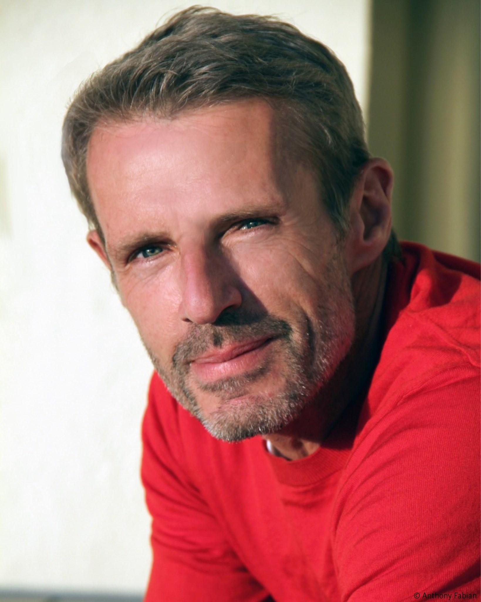 Lambert Wilson chante Kurt Weill - A gagner - LillelaNuit.com