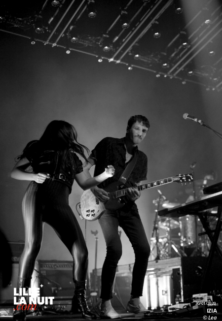 Izïa + Lee-Ann Curren à l’Aéronef en live - photo n°7
