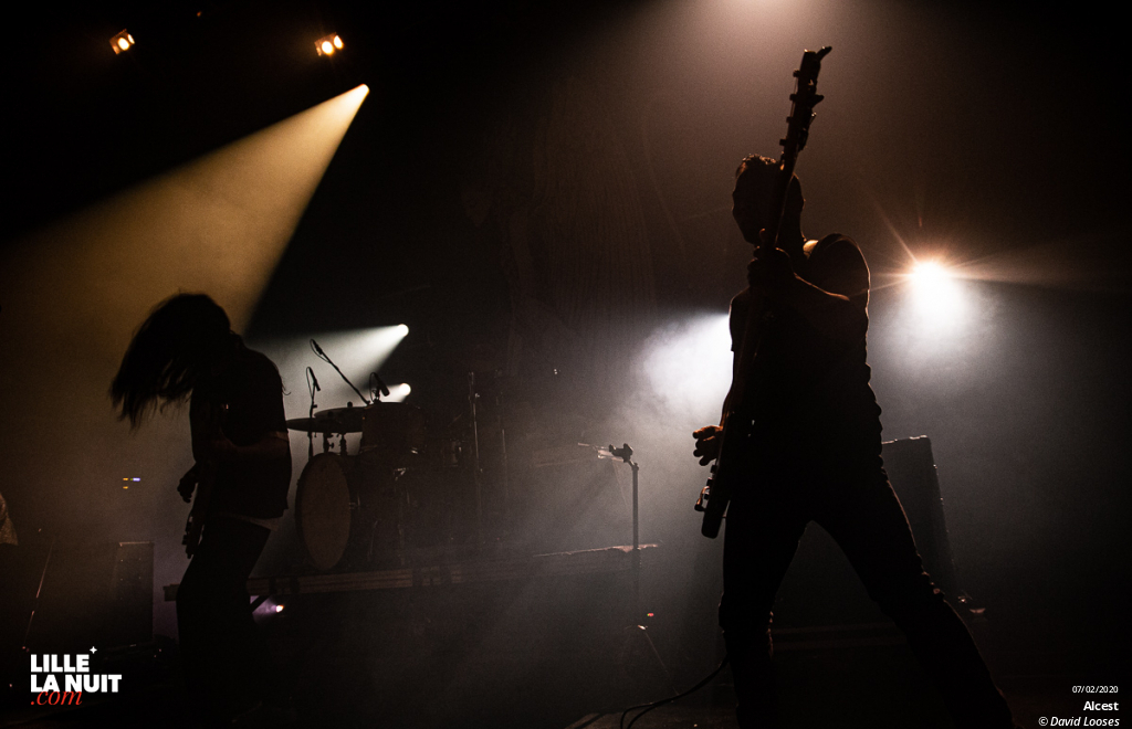 Alcest + Birds In Row + Kælan Mikla au Grand Mix en live - photo n°2