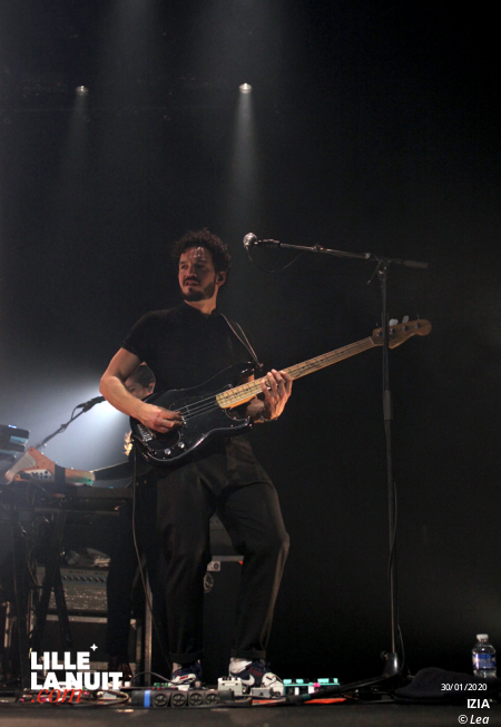Izïa + Lee-Ann Curren à l’Aéronef en live - photo n°3