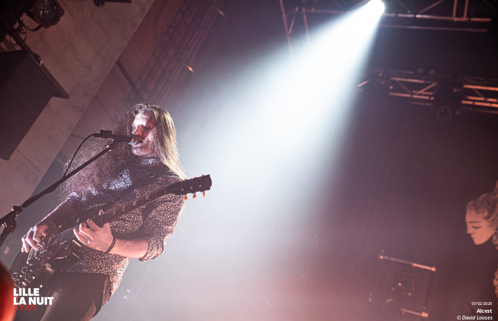 Alcest + Birds In Row + Kælan Mikla au Grand Mix en live - photo n°10