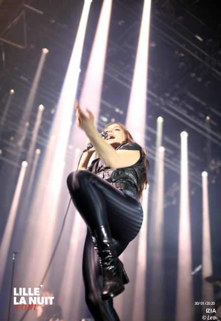 Izïa + Lee-Ann Curren à l’Aéronef en live - photo n°8