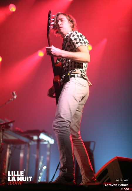 Caravan Palace + Slim & The Beast à l’Aéronef en live - photo n°3