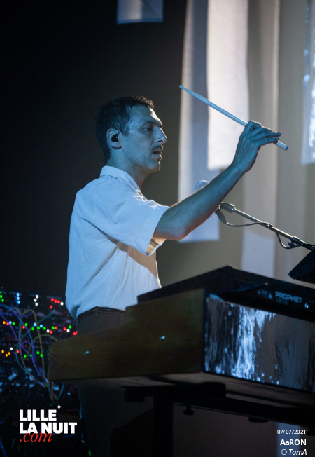 AaRON + Ussar au Théâtre Sébastopol en live - photo n°5