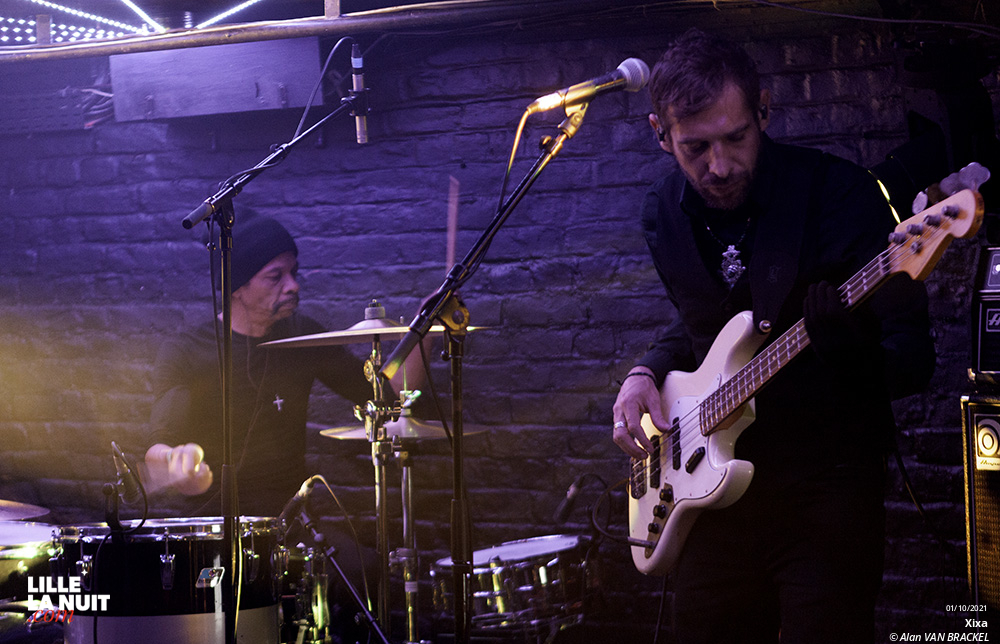 Xixa + Archipelago à la Cave aux Poètes de Roubaix en live - photo n°12