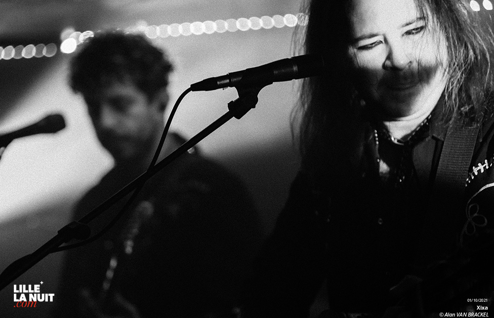 Xixa + Archipelago à la Cave aux Poètes de Roubaix en live - photo n°6