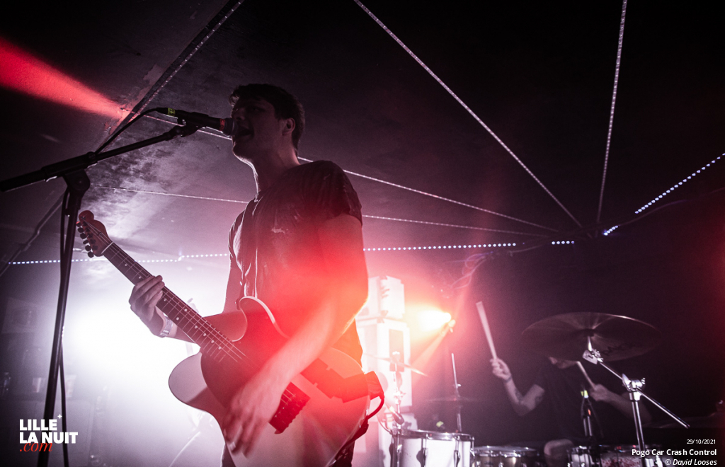Pogo Car Crash Control + Junon à la Cave Aux Poètes en live - photo n°1