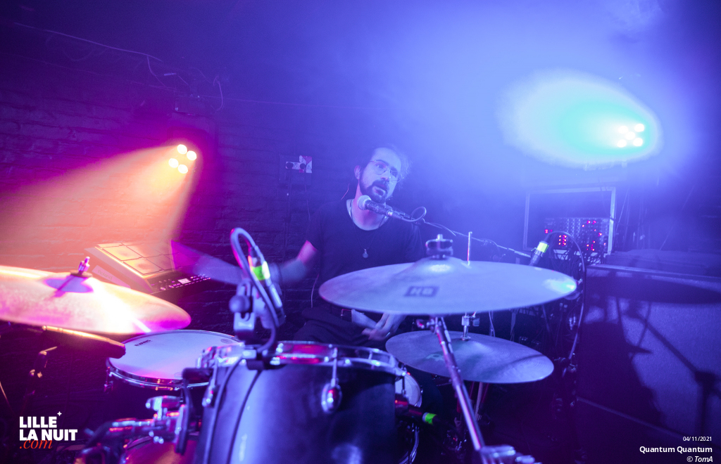 La Récré + Quantum Quantum + Sir Keith à La Cave Aux Poètes en live - photo n°2