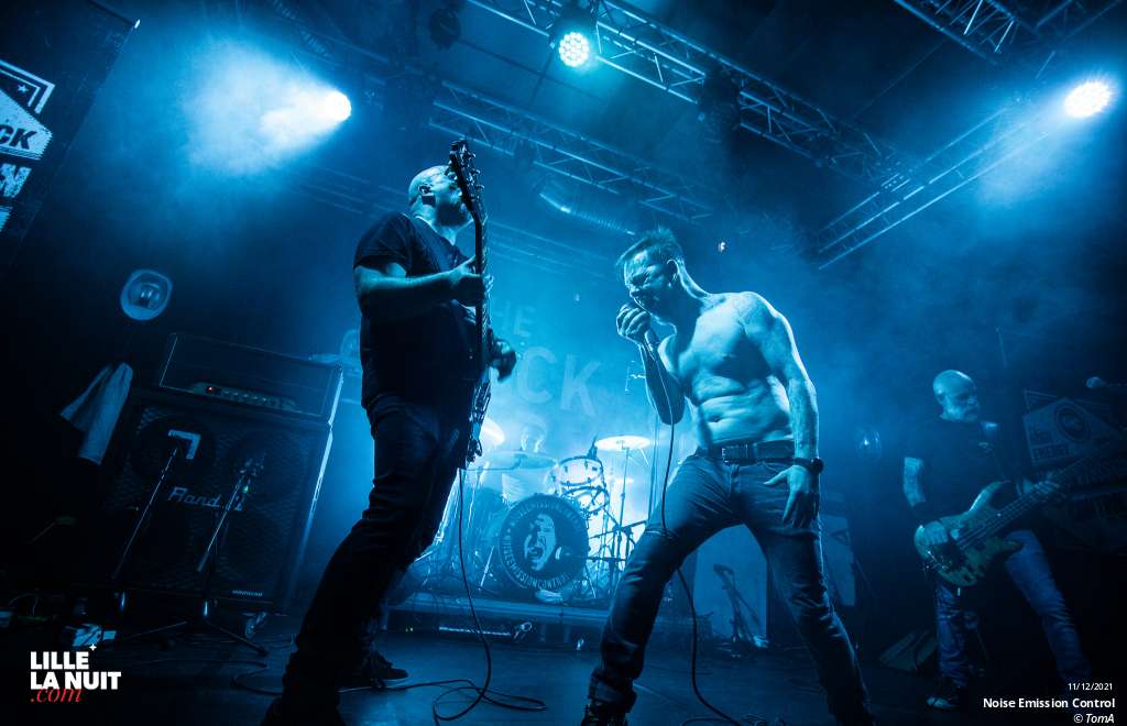 Noise Emission Control + Head Charger + The Butcher’s Rodeo au Black Lab en live - photo n°15