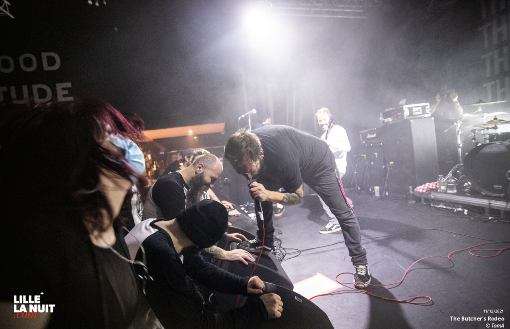 Noise Emission Control + Head Charger + The Butcher’s Rodeo au Black Lab en live - photo n°22