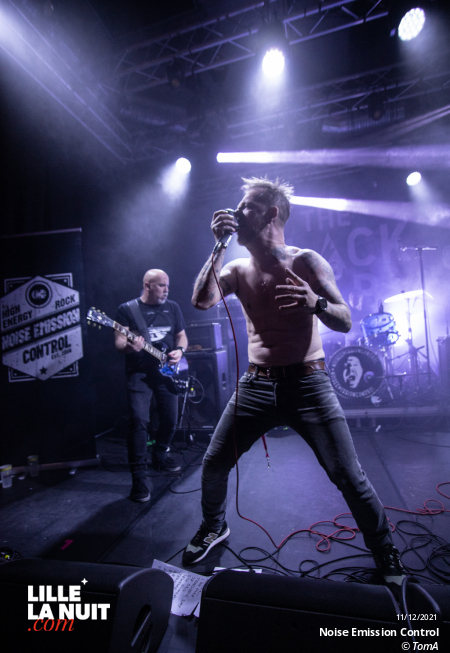 Noise Emission Control + Head Charger + The Butcher’s Rodeo au Black Lab en live - photo n°10