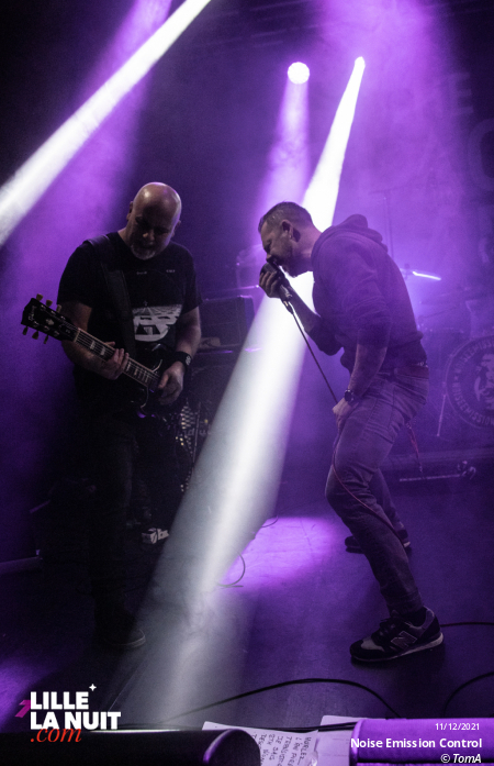 Noise Emission Control + Head Charger + The Butcher’s Rodeo au Black Lab en live - photo n°5