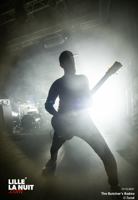 Noise Emission Control + Head Charger + The Butcher’s Rodeo au Black Lab en live - photo n°1