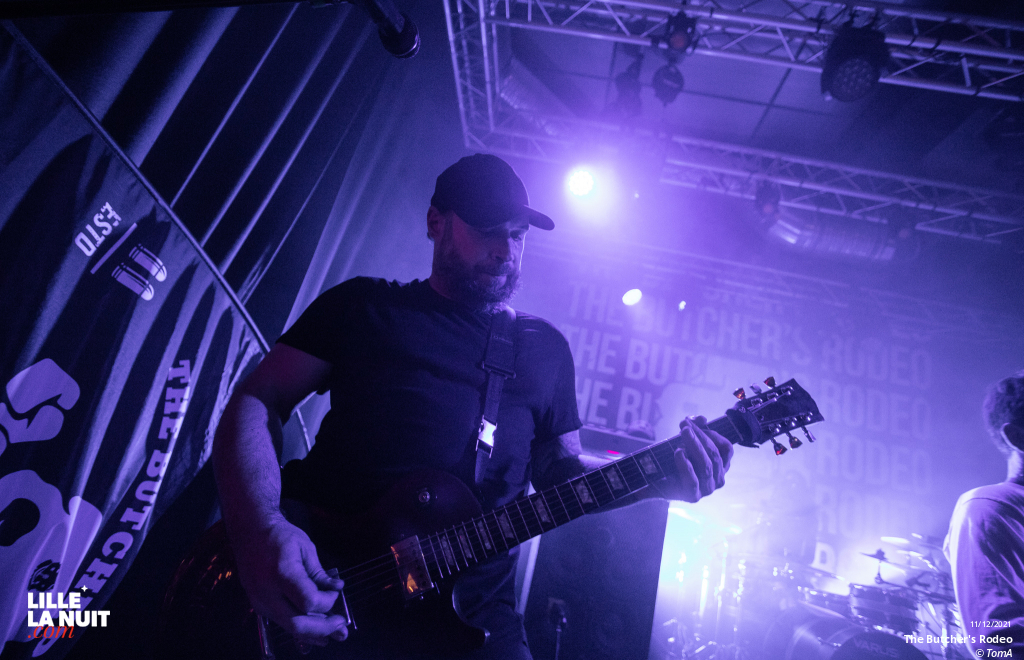 Noise Emission Control + Head Charger + The Butcher’s Rodeo au Black Lab en live - photo n°9