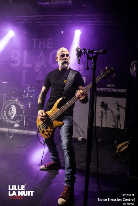 Noise Emission Control + Head Charger + The Butcher’s Rodeo au Black Lab en live - photo n°2