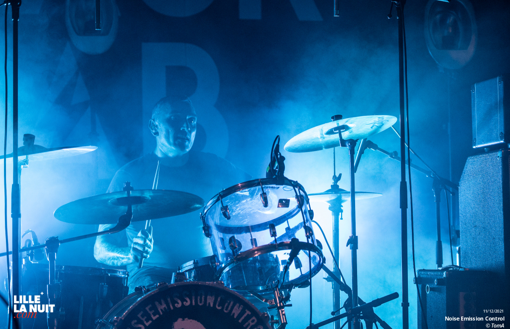 Noise Emission Control + Head Charger + The Butcher’s Rodeo au Black Lab en live - photo n°14
