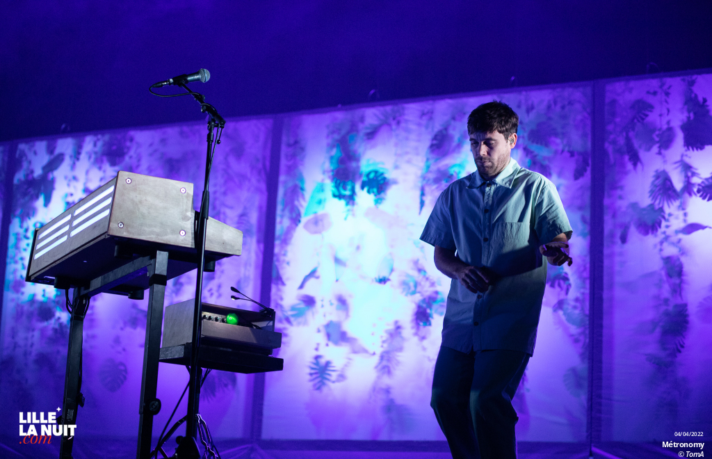 Metronomy + Pongo au Zénith de Lille en live - photo n°2