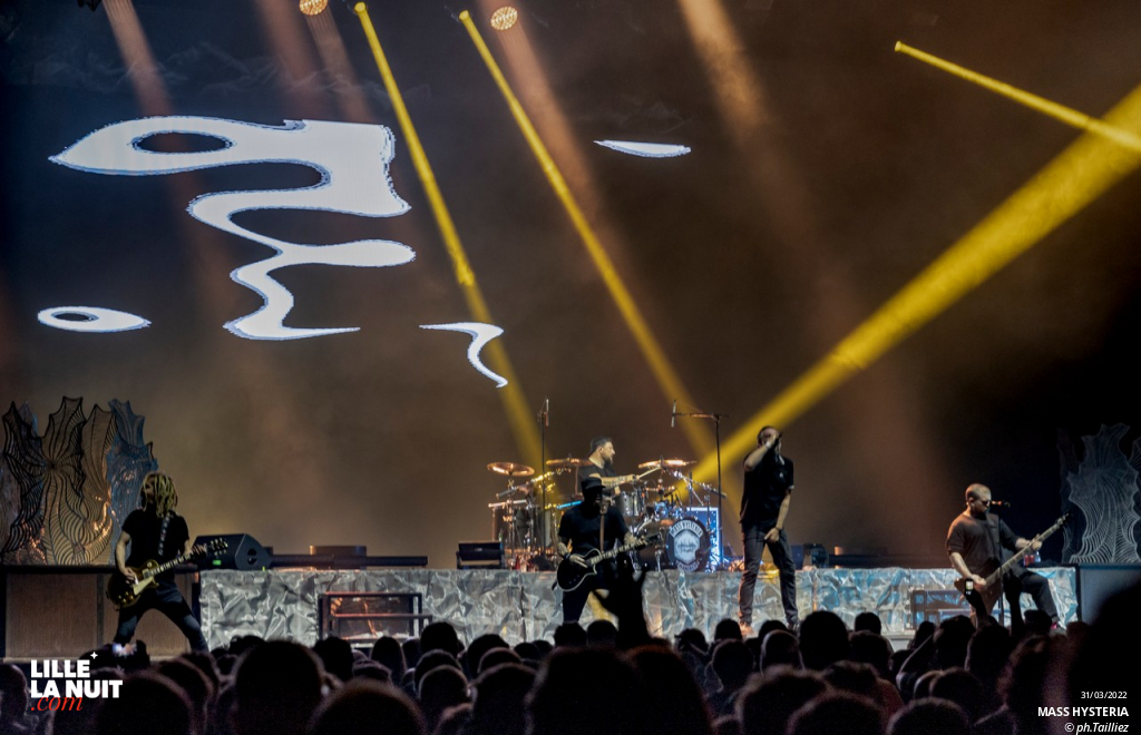 Le Gros 4 – Ultra Vomit + Mass Hystéria + Tagada Jones + No One Is Innocent au Zénith de Lille en live - photo n°16