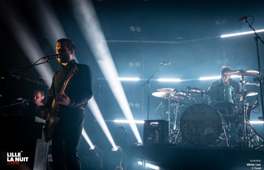 White Lies + Charming Liars au Grand Mix de Tourcoing en live - photo n°12